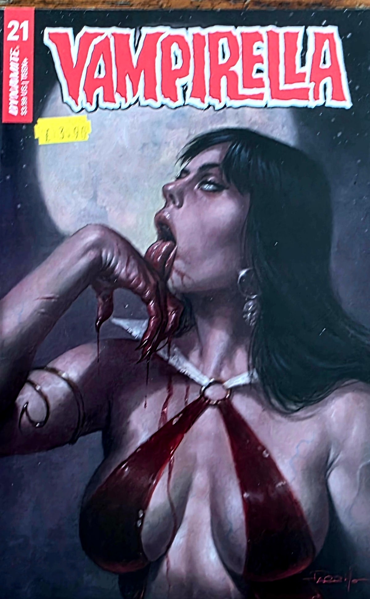 Vintage Vampirella #21 Variant Cover Excellent condition- Comic Graphic Magazine